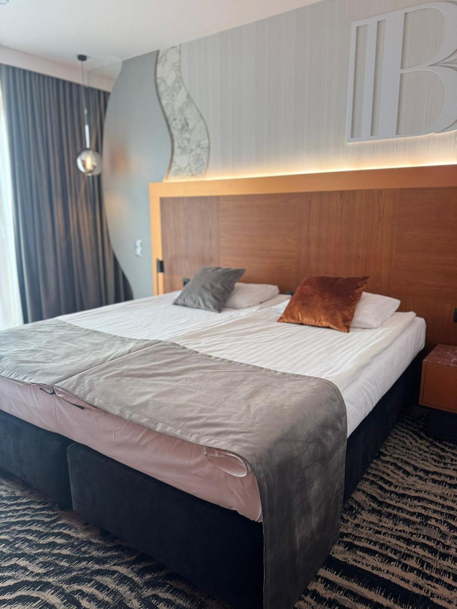 Bazuny Hotel&Spa كوشتيجينا المظهر الخارجي الصورة