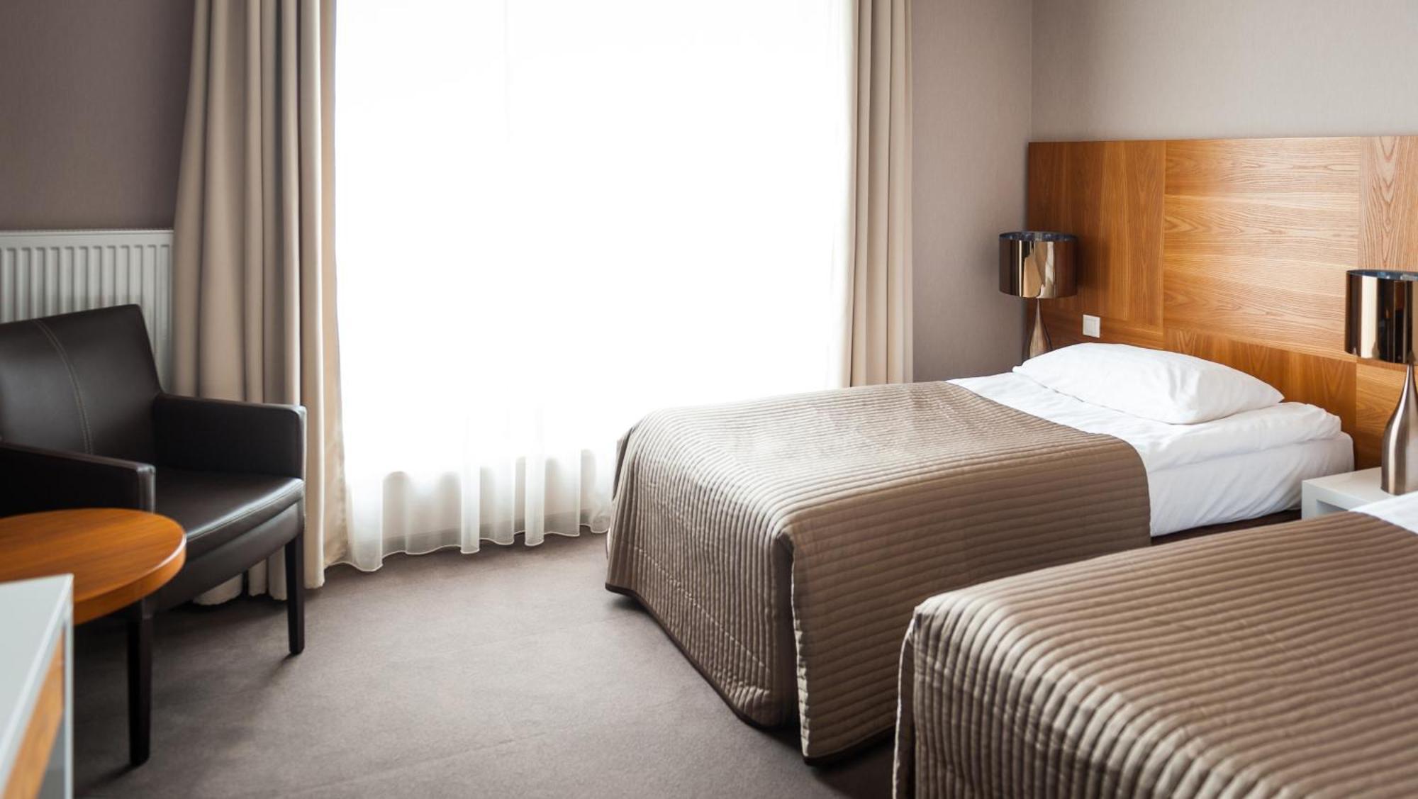 Bazuny Hotel&Spa كوشتيجينا المظهر الخارجي الصورة